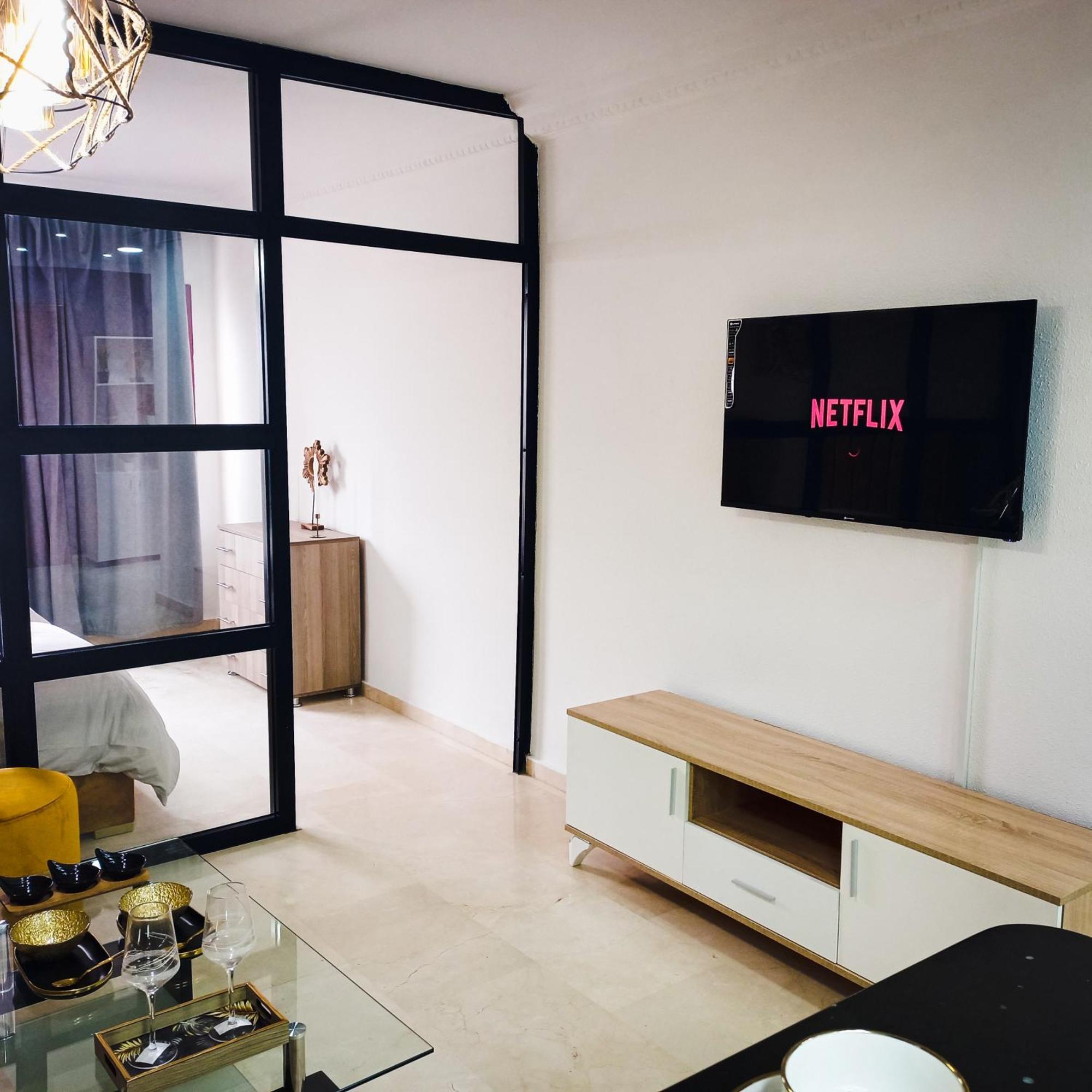 Nouveau Appartement Au Plein Centre Ville En Face Hilton & La Gare De Train Tgv M2 Tanger Eksteriør billede